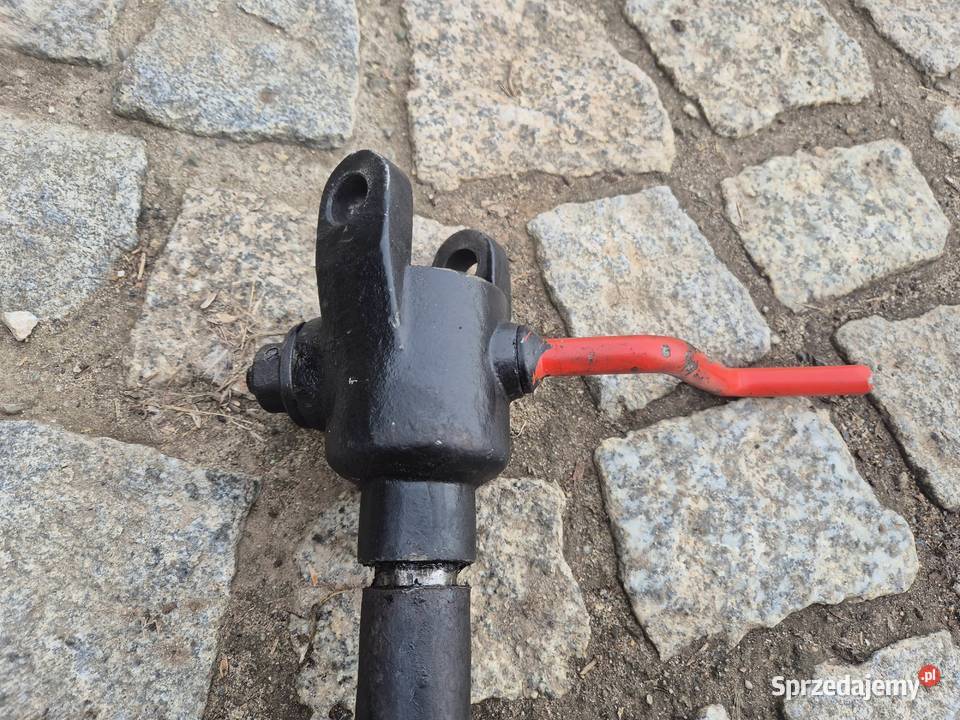 Wieszak ramię podnośnika URSUS C330 ramię z Bucze