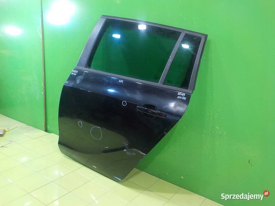 OPEL ZAFIRA C 20 CDTI AUT 13r 5D drzwi lewe tyl Suków