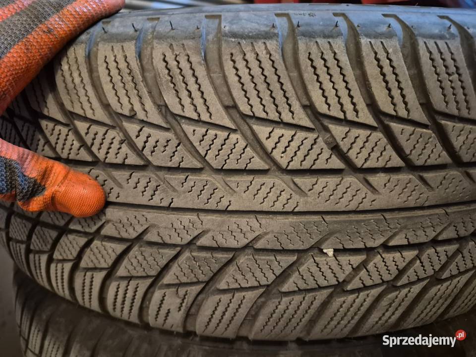 ORYGKoła 4 Bridgestone Blizzak lm001 205x60x17 Bielsko-Biała