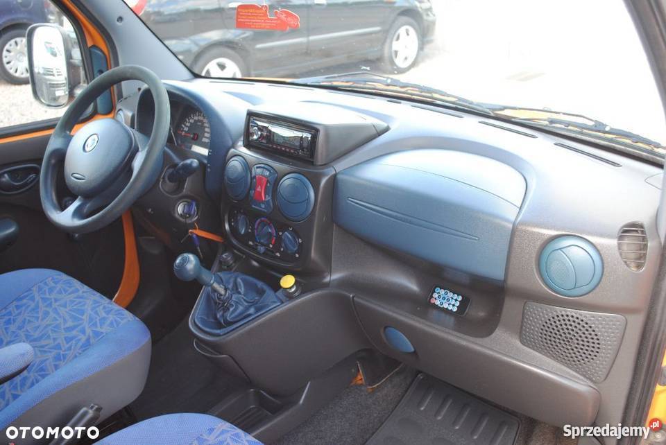 Fiat Doblo 19 Furgon Blaszak Sprowadzony VAT marża pomorskie Sierakowice