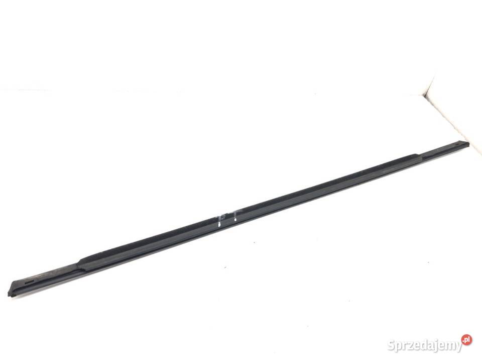 LISTWA ZGARNIAJĄCA TYŁ PRAWA CHROM CITROEN C4