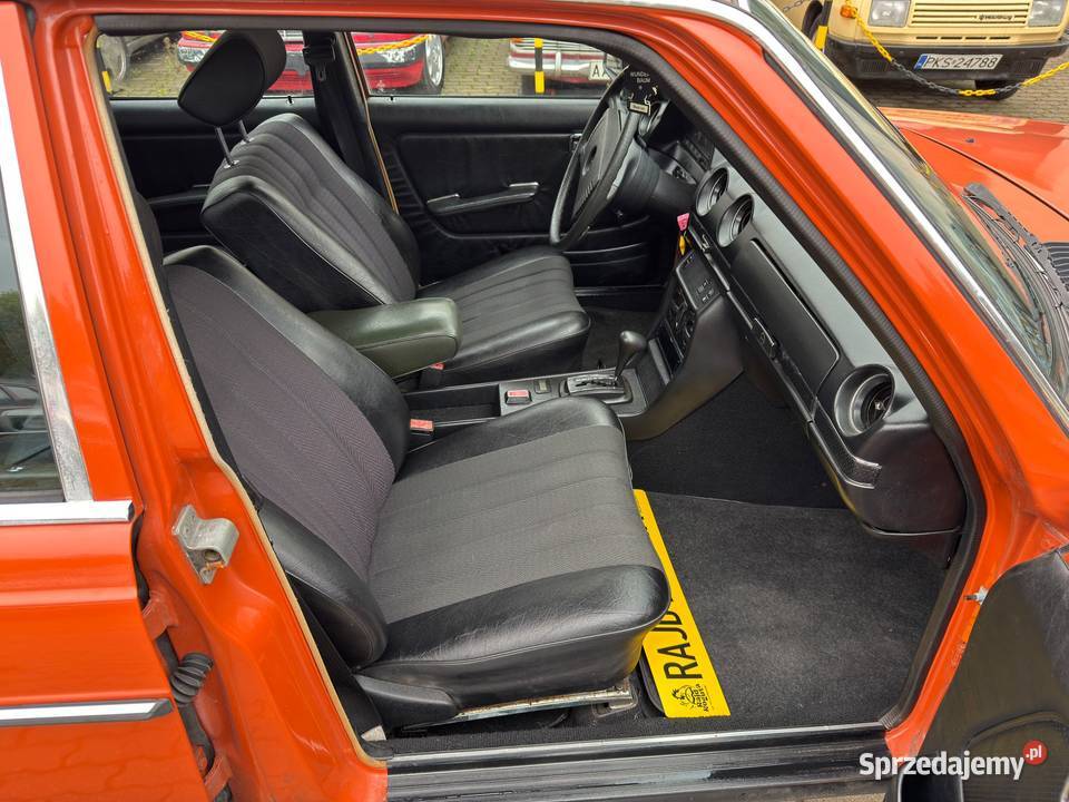 Mercedes W123 300TD Kombi 1978 ikona motoryzacji wspomaganie kierownicy łódzkie Zgierz