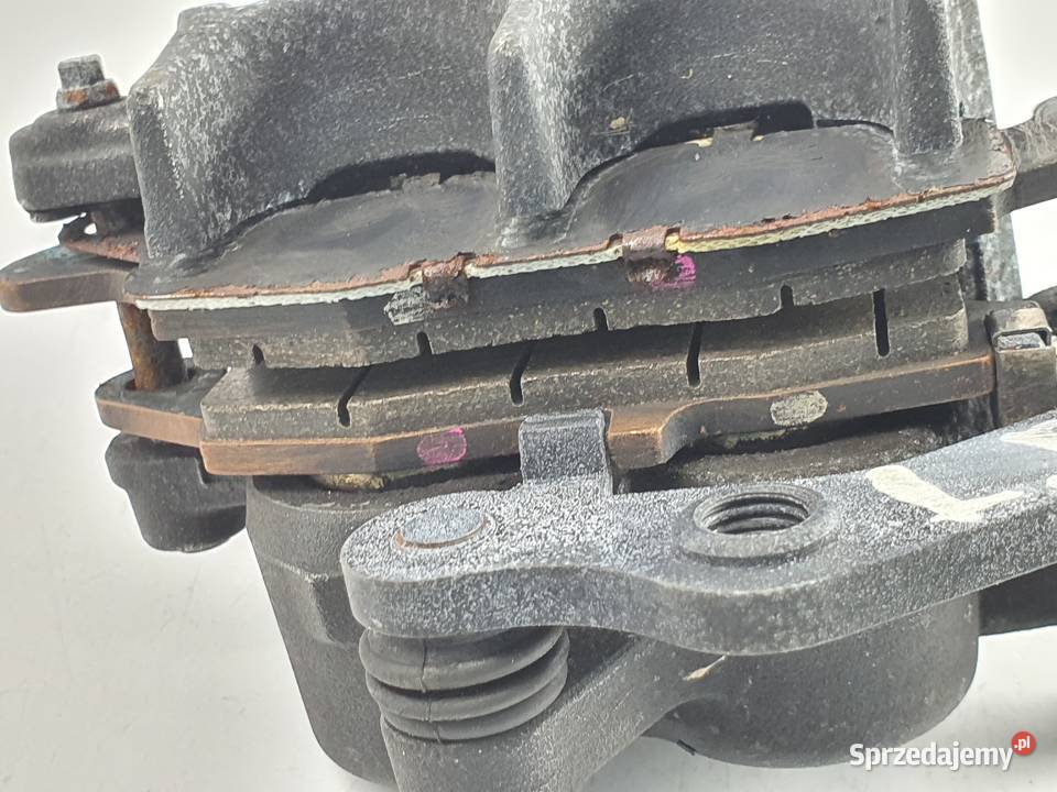 Zacisk Hamulcowy Przod Suzuki Gsr 750 Łódź