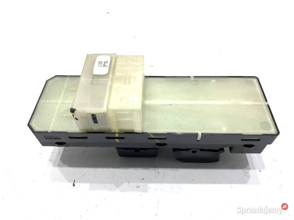 PRZEŁĄCZNIK SZYB SUZUKI SX4 62J10 Crossover osobowe Mechanizmy opuszczania szyb