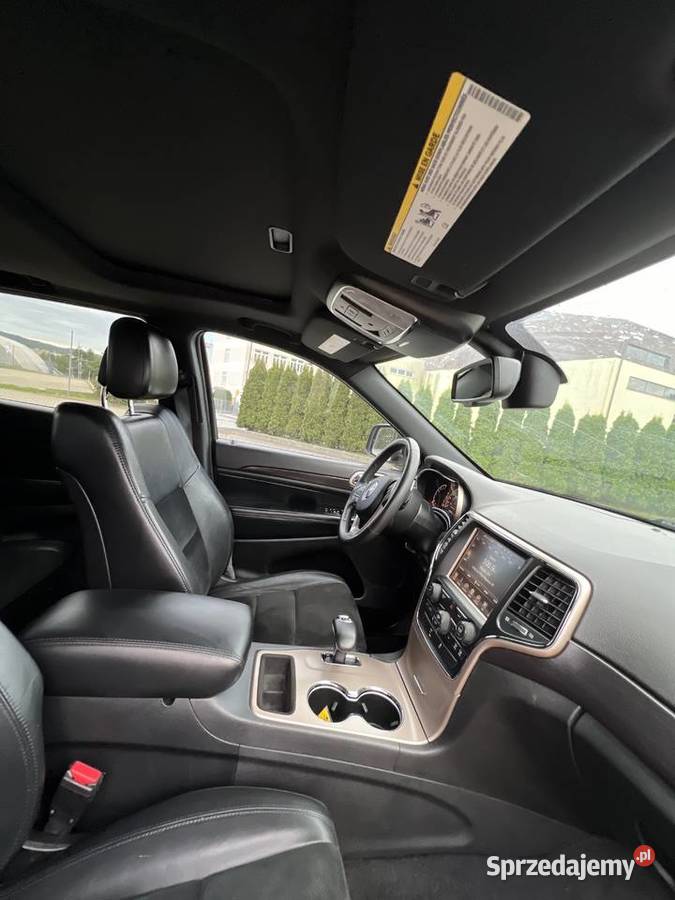 Jeep Grand Cherokee 36 4x4 bezwypadkowy Rok produkcji 2014 Krosno