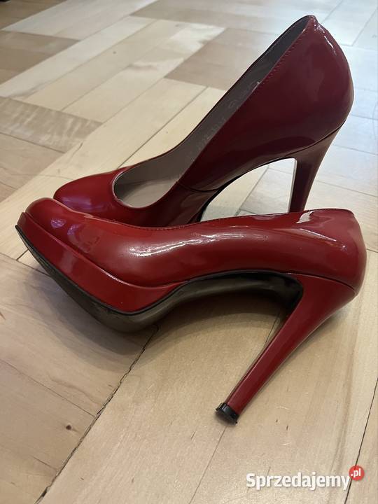 Buty szpilki Czerwone lakierowane Ryłko Puławy