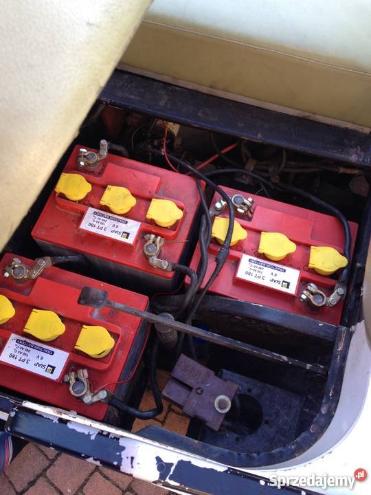 Sprzedam Melex z kompletem akumulatorów stan b śląskie