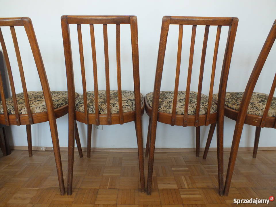 Drewniane krzesła tapicerowane i stół kuchenny sprzedam