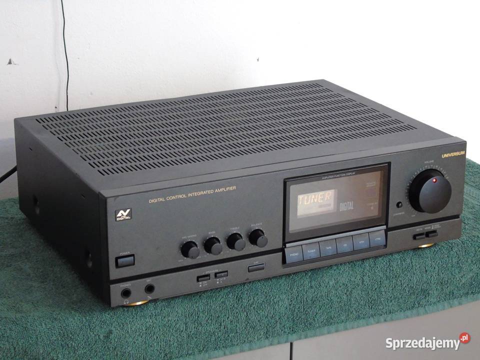 Wzmacniacz Universum V46012 sprawny i mocny 440 Jasło