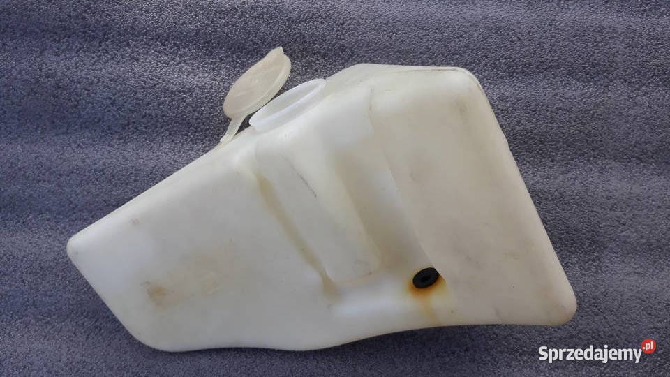 Opel kadett zbiorniczek spryskiwaczy Bukownica