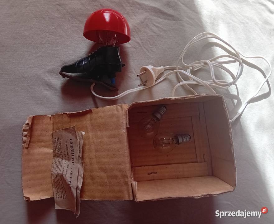 Lampka elektryczna pamiątka sportowa z CCCP 1977 Antyki Koźminek