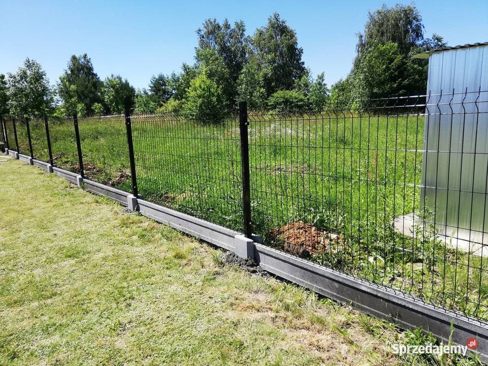 Ogrodzenie panelowe 3D z podmurówką betonową Częstochowa