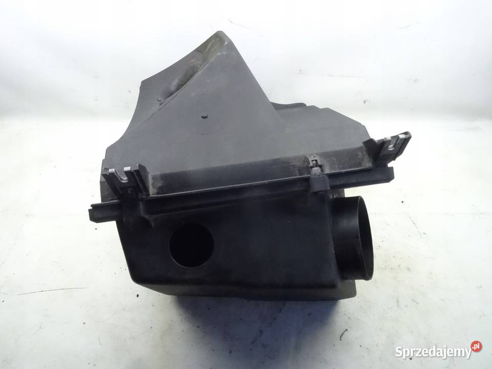 059133837H AUDI A8 D2 OBUDOWA FILTRA POWIETRZA Przemęt