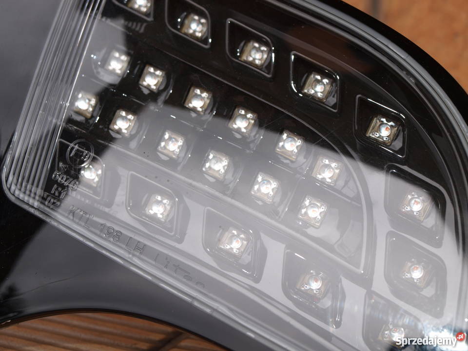 Audi A4 Kombi lampy lewy tył Led 2004 2008r Kalisz sprzedam