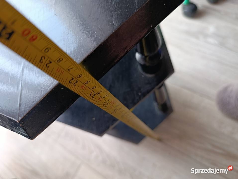 kwietnik stolik czarny słupek Dekoracje i ozdoby Poznań sprzedam