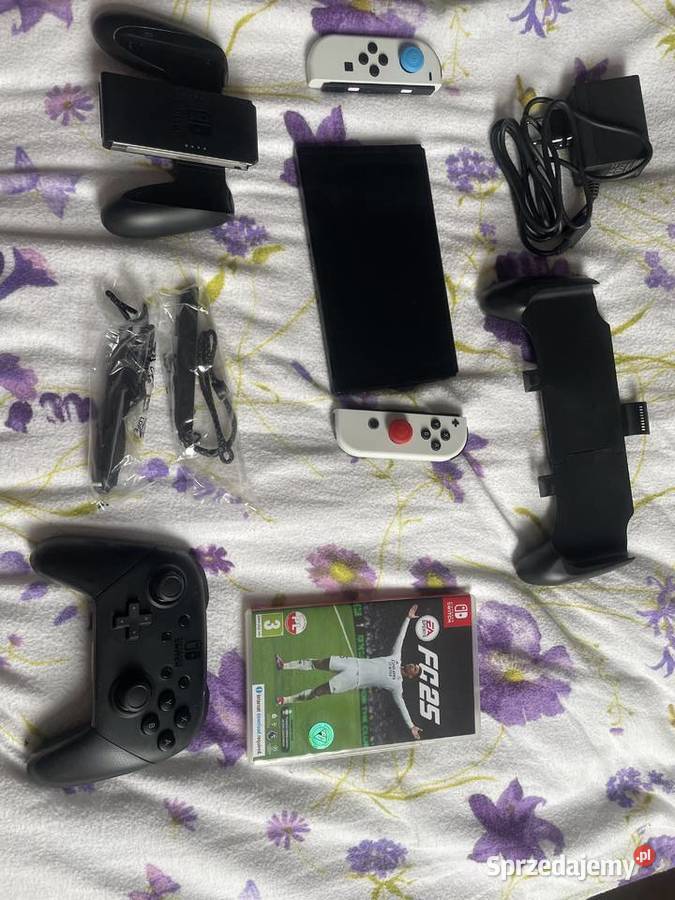Nintendo Switch Oled white Trzebiatów