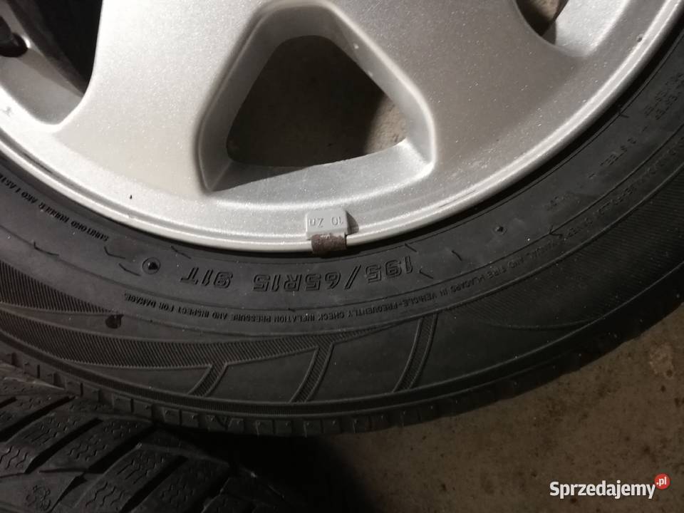 Felgi Opel 5x110 6Jx15H2 ET43 Opony 2 5 2 4 aluminiowe Zbaków Górny sprzedam