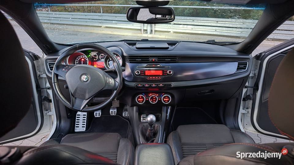 alfa romeo giulietta giulieta giulietta niski wielofunkcyjna kierownica Gdańsk sprzedam