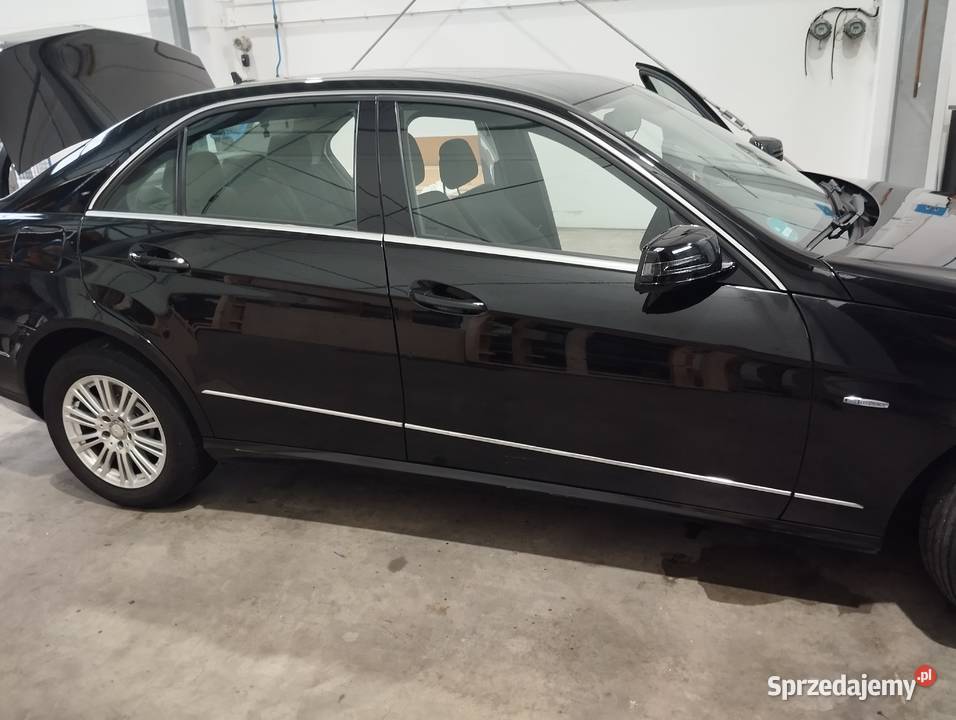 Sprzedam MercedesBenz E 250 164500km zachodniopomorskie Koszalin