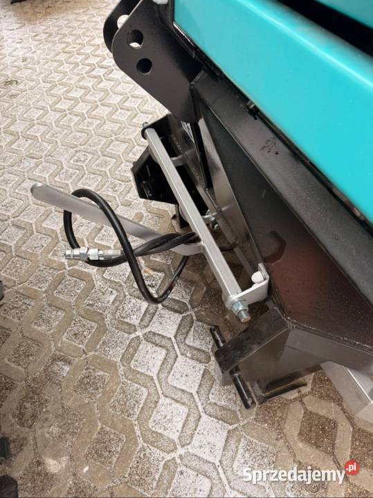 Rozsiewacz nawozów dwutalerzowy Rolnictwo Skierniewice