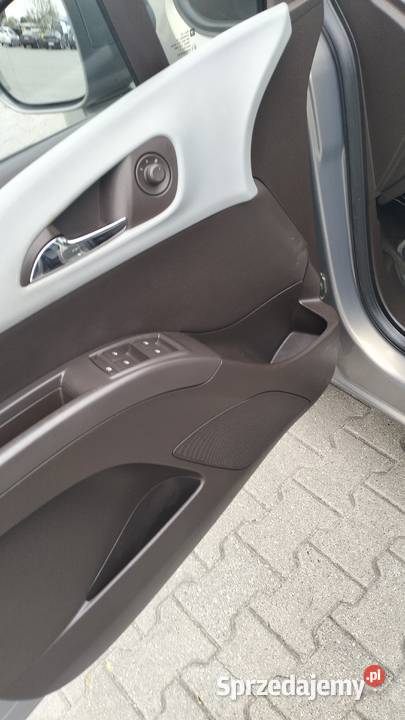OPEL MERIVA B bezwypadkowa 2010 r mały przebieg