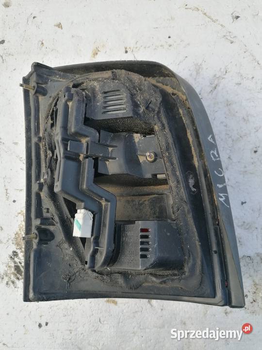 Lampa Prawa Tył Nissan Micra