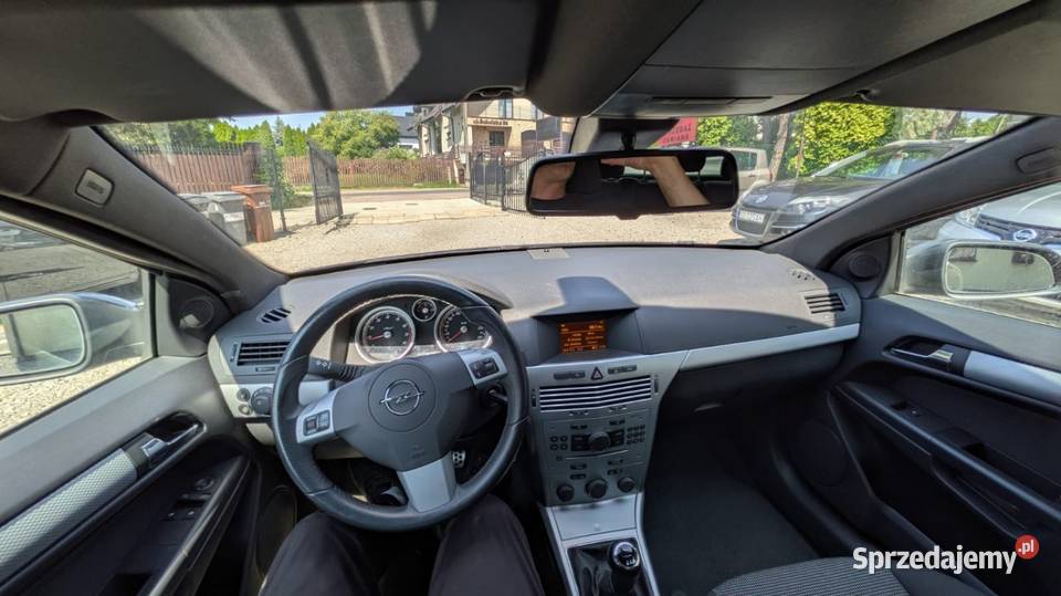 Astra GTC Turbo ładna i zadbana 180KM Sosnowiec