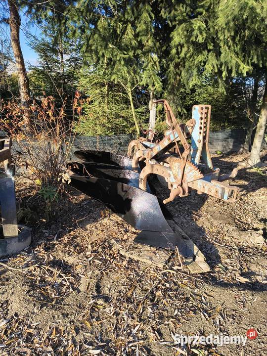 pługi 3 skibowe fiskars Wadowice Dolne