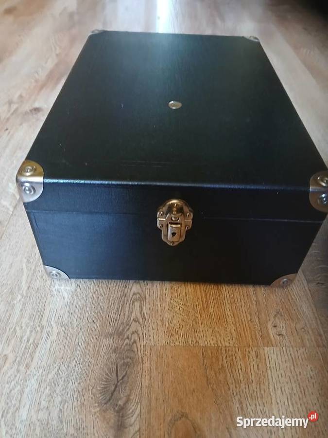 Gramofon z lat 20XX wieku Kraków