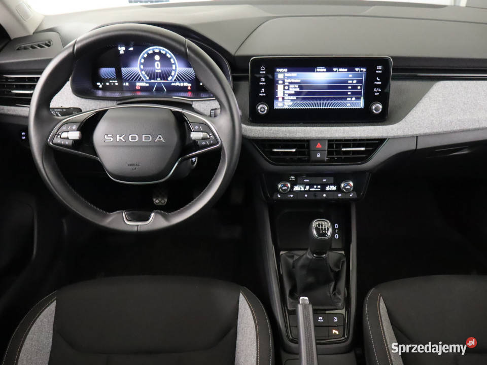 Skoda Scala 10 TSI tempomat