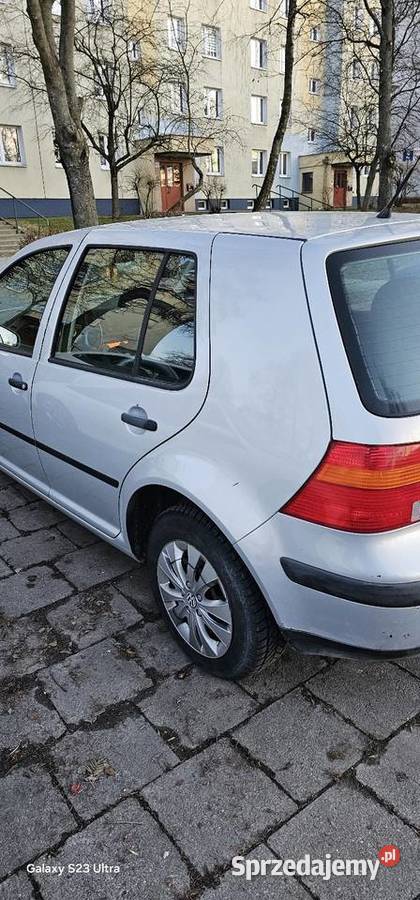 Golf 4 16 SR benzyna 1998 212000km
