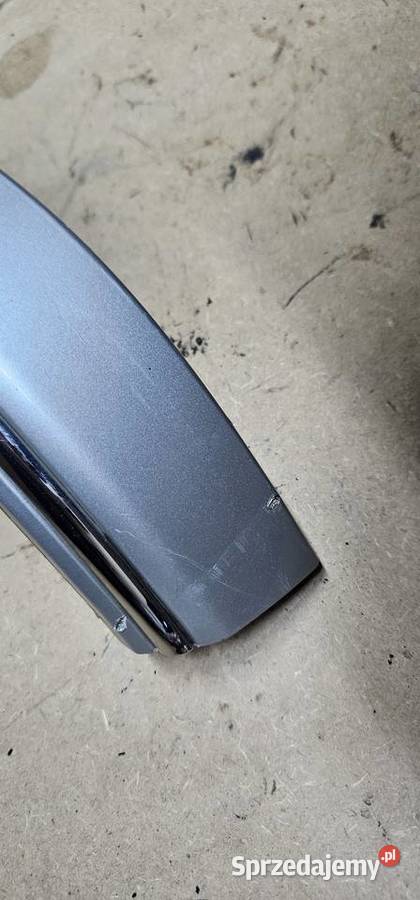 Listwa zderzaka prawy tył mercedes w203