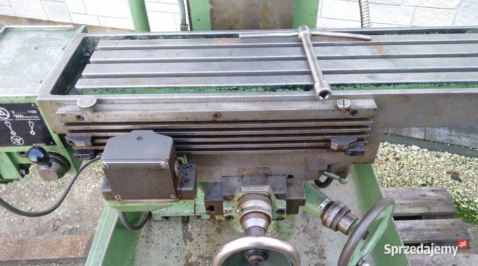 Frezarka narzędziowa uniwersalna do metalu Proma