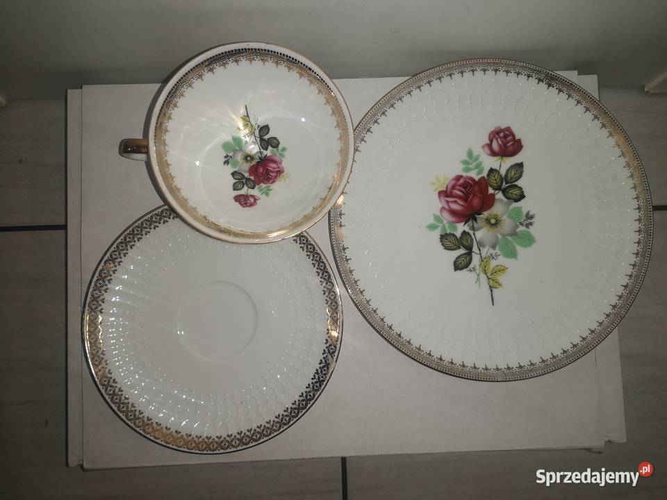 Śliczna filiżanka z sygnaturą Bareuther do mocca Porcelana i szkło