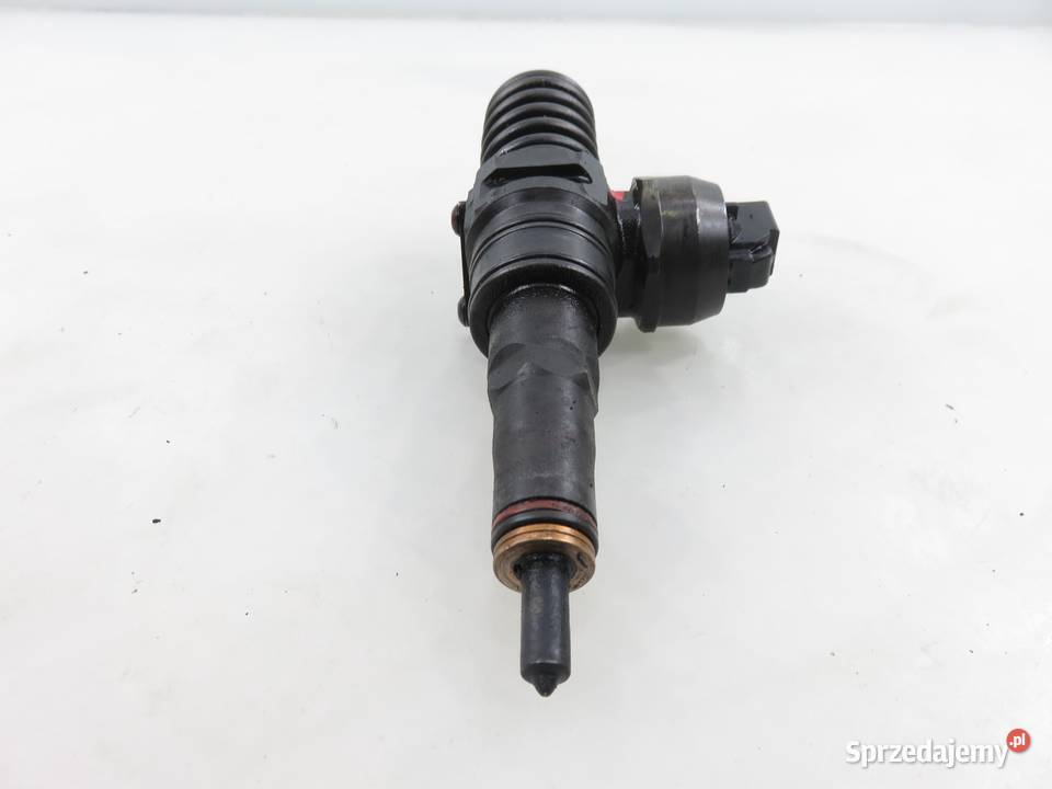 POMPOWTRYSKIWACZ VW GOLF V 19 TDI 038130073AG Motoryzacja sprzedam