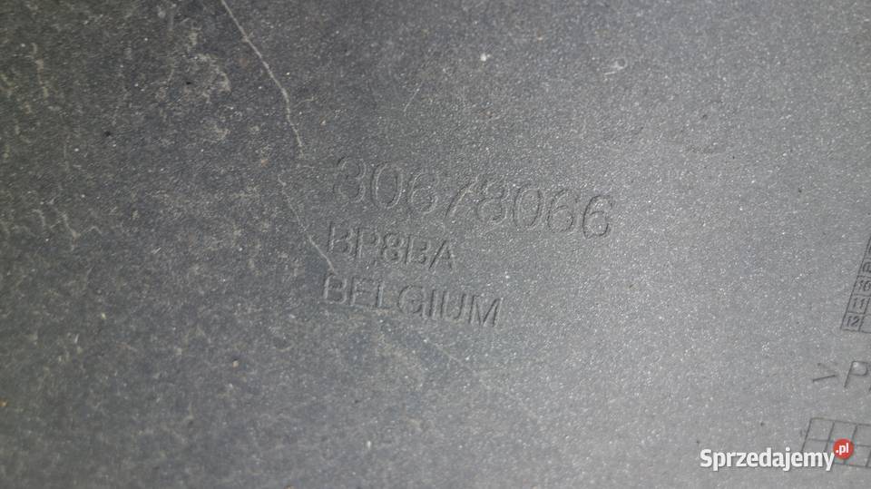 VOLVO V50 0408 ZDERZAK TYŁ TYLNY śląskie Ruda Śląska