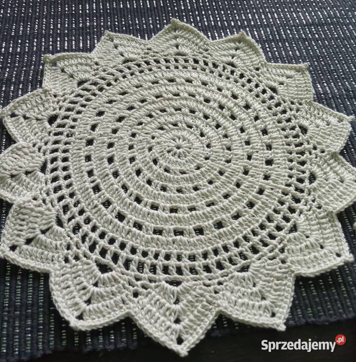 Szydełkowe serwetki Drzewica