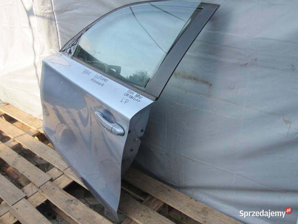 BMW E81 E87 LIFT 09r HB 5D drzwi lewe przód Drzwi
