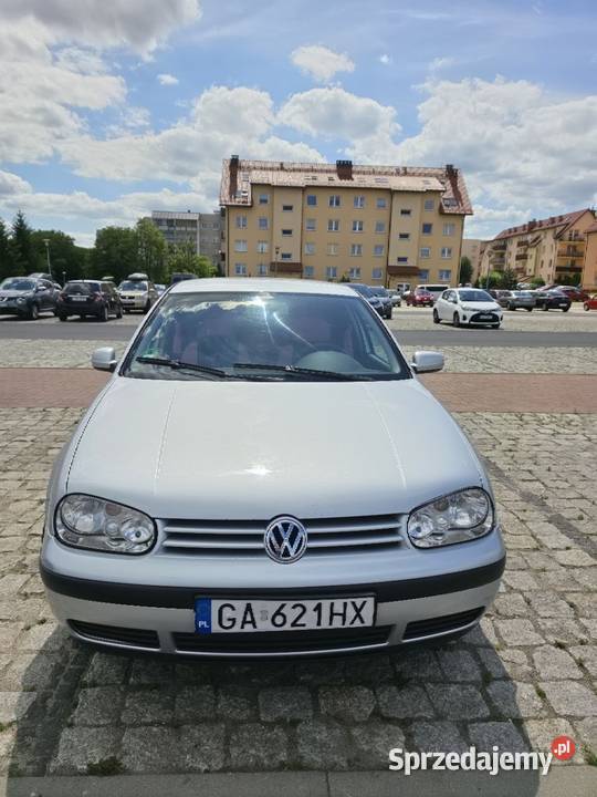 Volswagen Golf 4 2001 16 gazbenz 160tk dolnośląskie Świebodzice