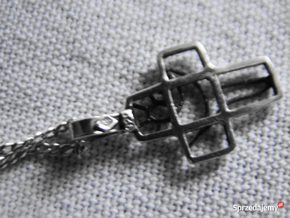 Stary naszyjnik krzyżyk Warmet na łańcuszku srebro Warszawa