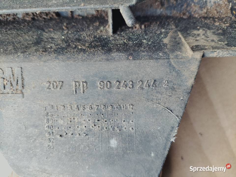 GRILL ATRAPA OPEL KADETT KADET 90243244 Kamień-Kolonia