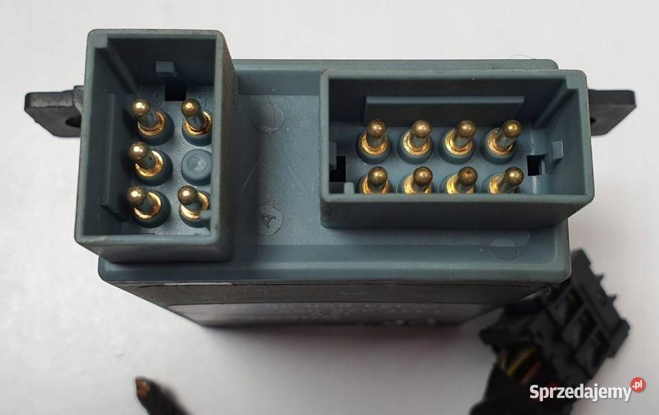 MODUŁ PODAJNIK PASA MERCEDES W124 COUPE Aleksandrów Łódzki