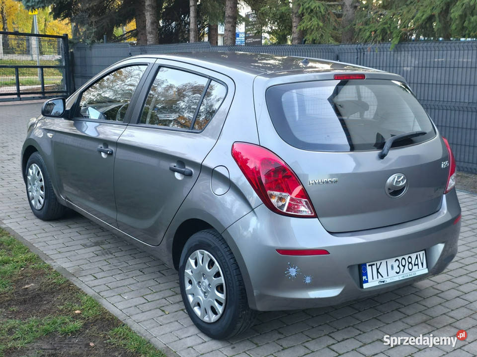 Hyundai i20 125 Benzyna Serwisowany Bogate autoalarm świętokrzyskie Piekoszów