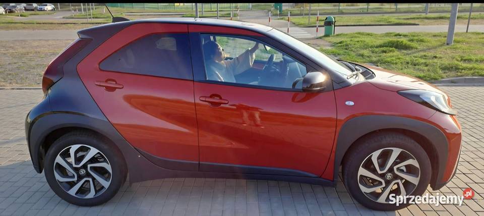 Toyota Aygo X Style Spicy Red 2024 Salon 3000 benzyna