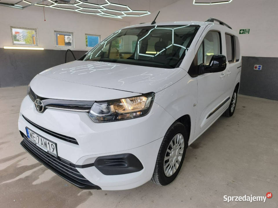 Toyota Proace City Verso Poleasingowe MHC diesel Komorniki