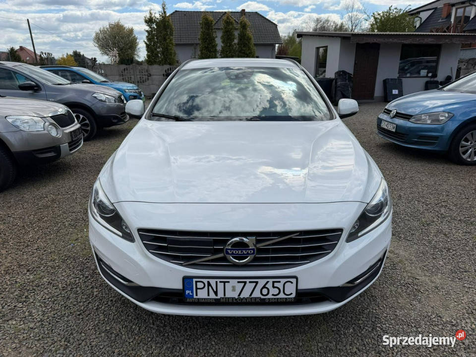 Volvo V60 automat navi kamera AWD gwarancja I centralny zamek Zbąszyń