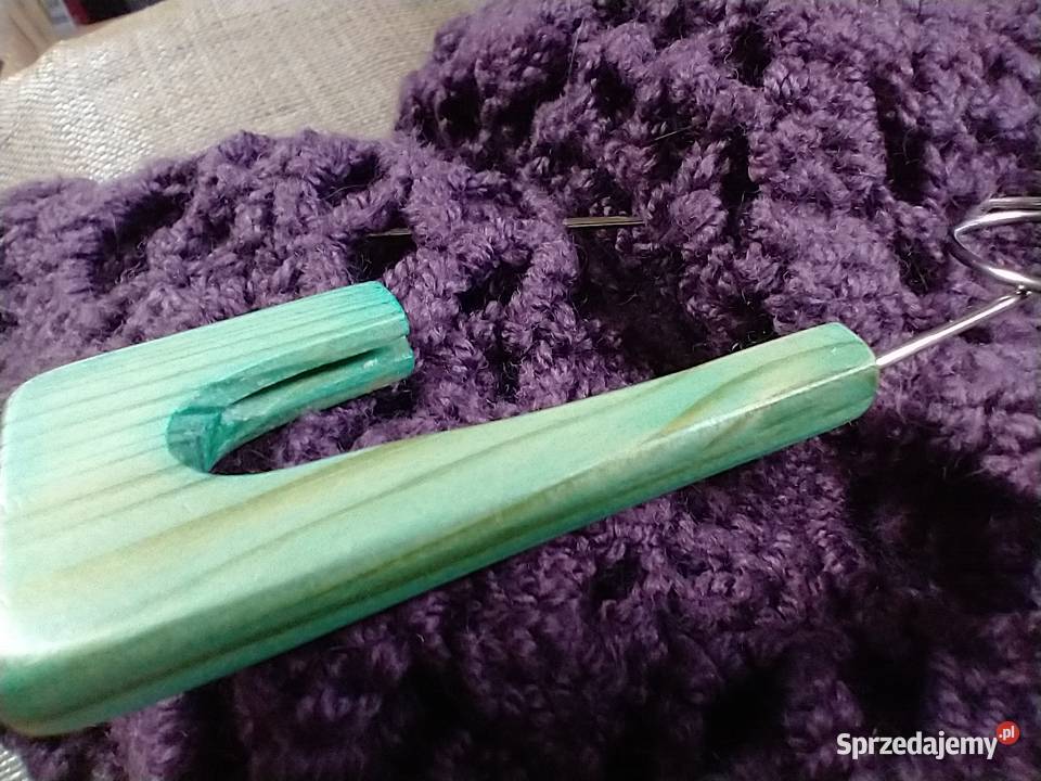 Turkusowa agrafka broszka drewno rękodzieło łódzkie Łódź