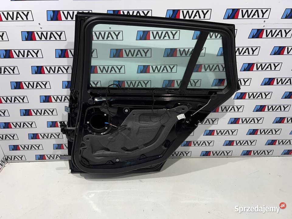 BMW F31 DRZWI PRAWY TYŁ TYLNE PRAWE 668 SCHWARZ sprzedam