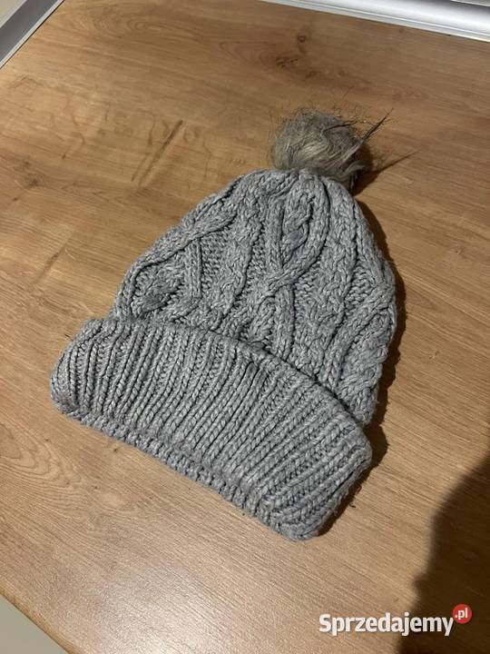 Śliczna delikatna czapka Czapki Gdańsk