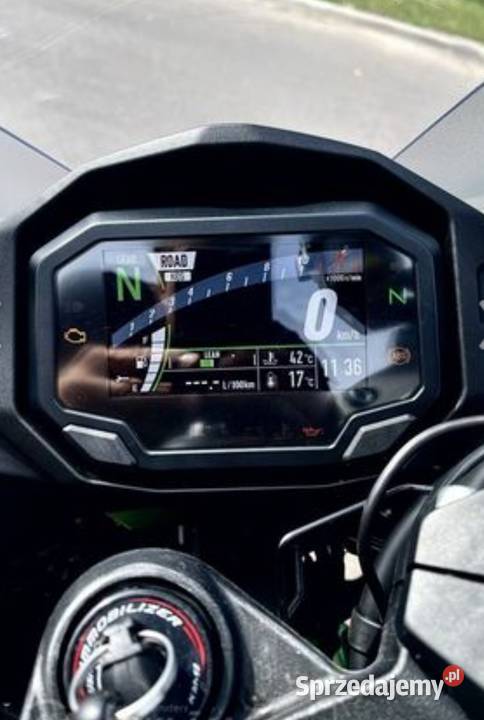 2006 zx10r Używany silnik wciąż na haczyku sprzedam